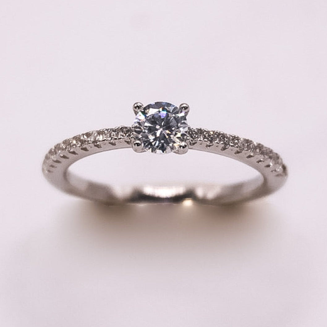 Bague Solitaire Enna en argent avec oxyde de zirconium, élégante et raffinée pour femme