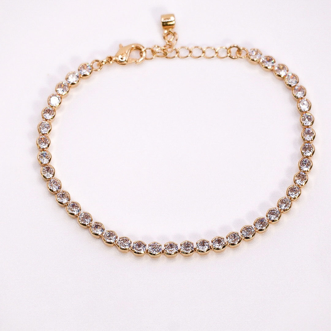 Bracelet Aurora en plaqué or 18K avec oxydes de zirconium scintillants, élégant bijou femme